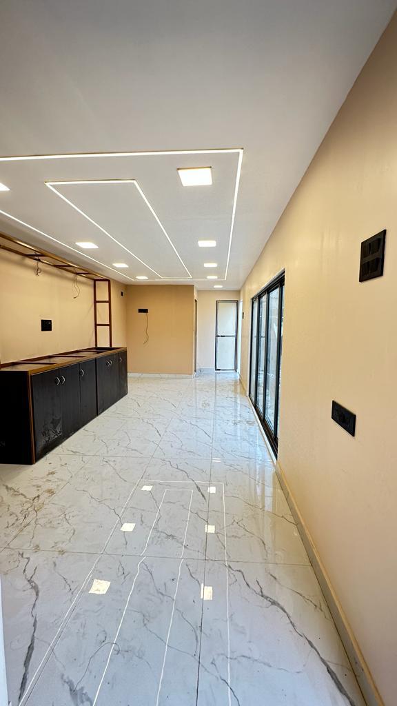 Royal Premium Portable Sales Office Cabin